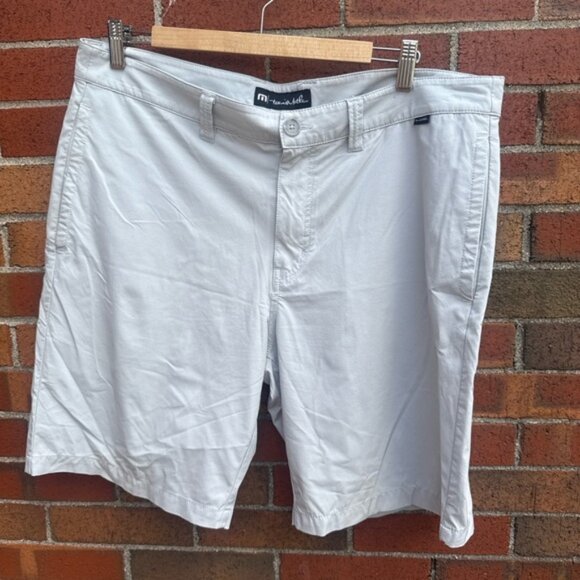 TravisMathew Men’s Golf Shorts Size 36 Gray Stretch Performance - Picture 1 of 4